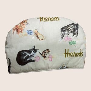 😽 HARRODS KNIGHTBRIDGE LONDON ENGLAND KITTENS PLAYING TOASTER COVER COZY VTG
